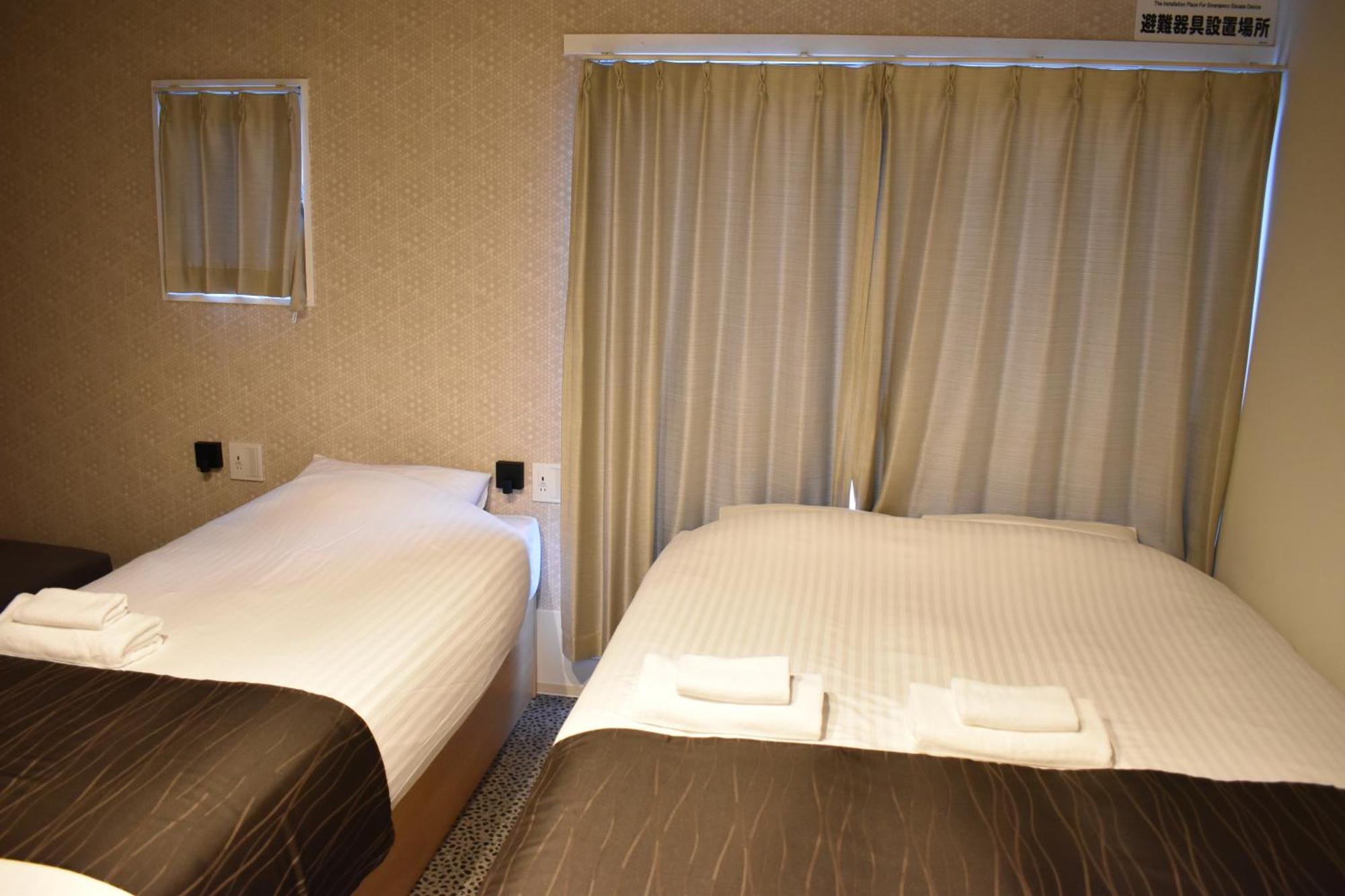 Shinsaibashi House Hotel Oszaka Szoba fotó