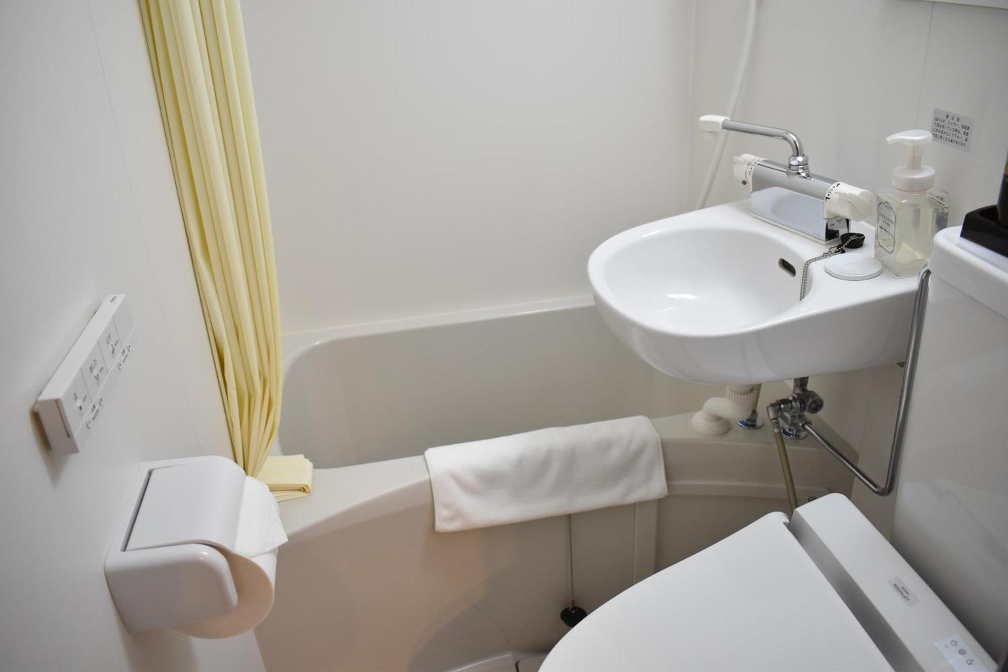 Shinsaibashi House Hotel Oszaka Szoba fotó