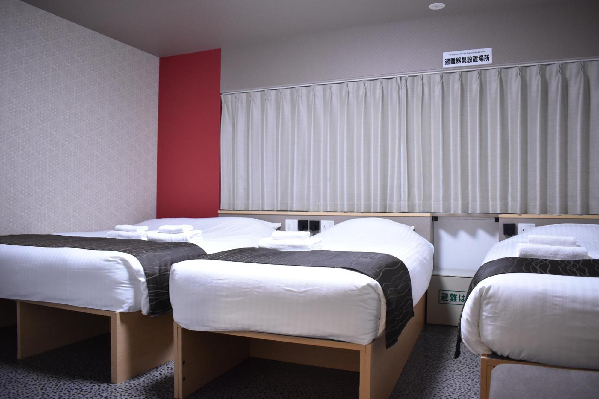 Shinsaibashi House Hotel Oszaka Szoba fotó