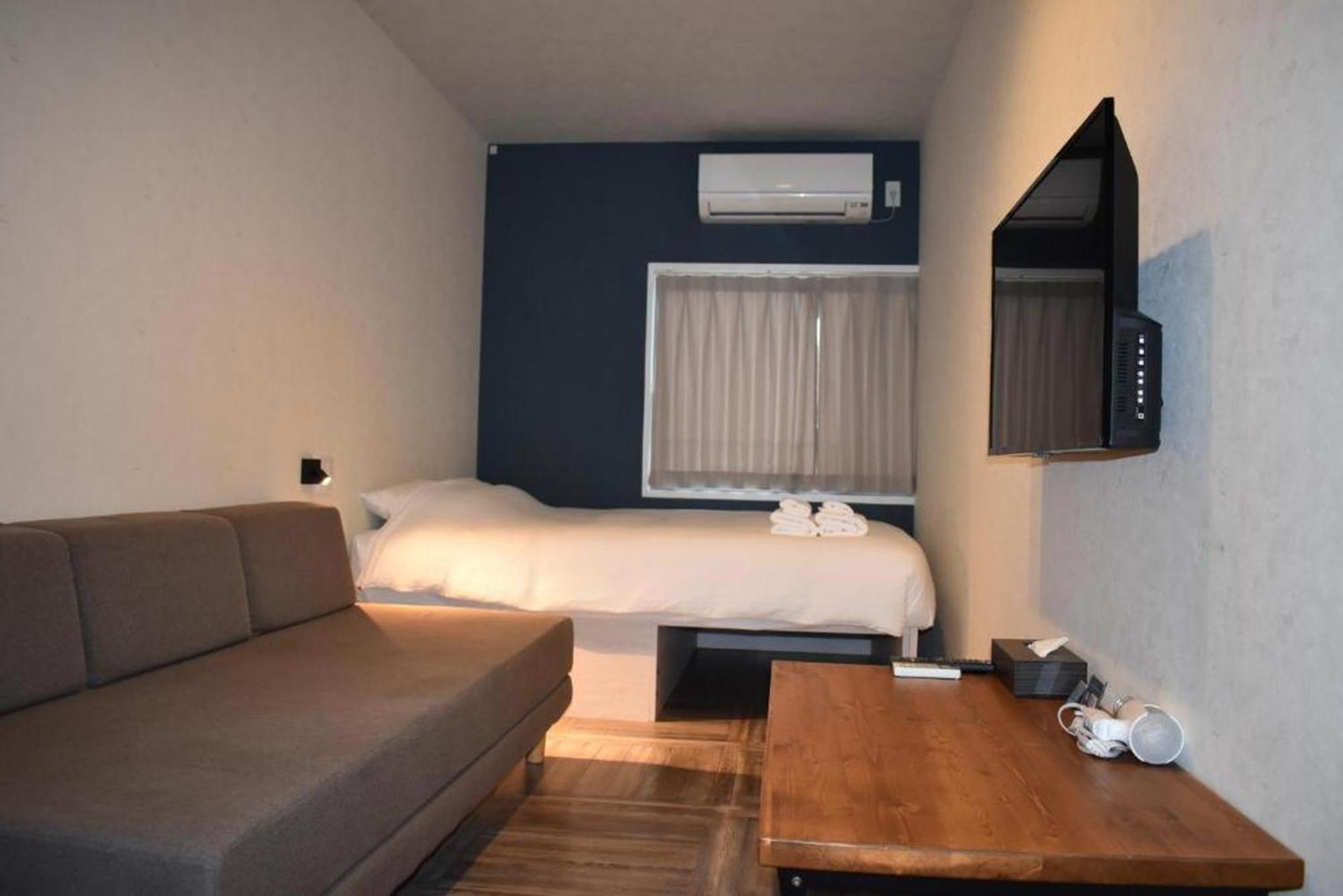 Shinsaibashi House Hotel Oszaka Szoba fotó